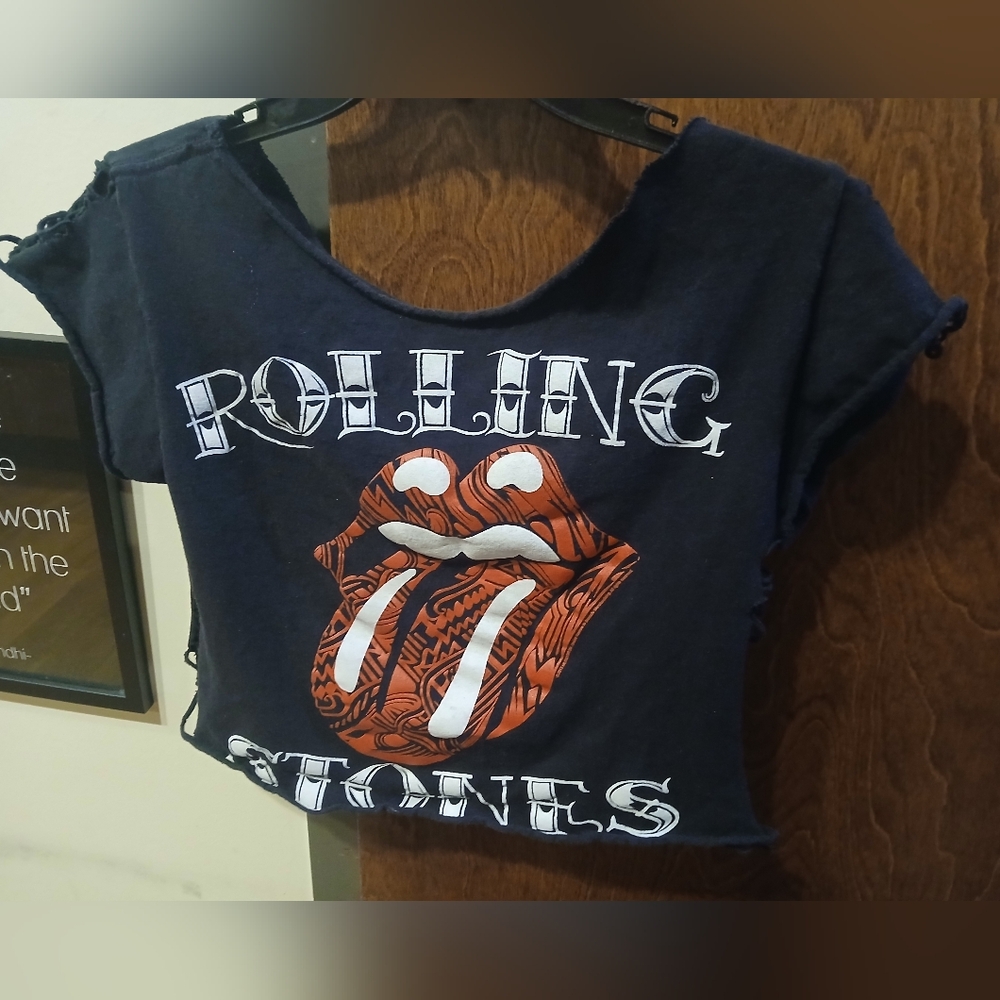 cool shredded ROLLING STONES t shirt